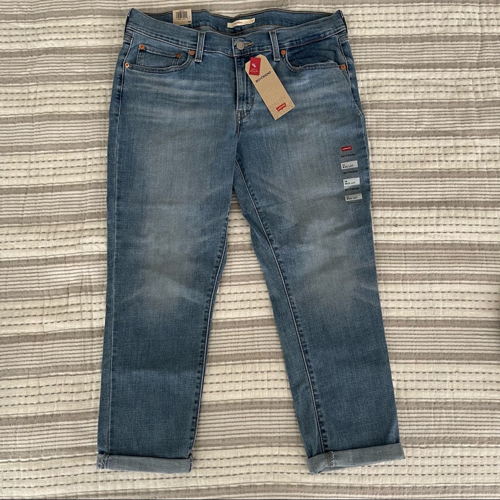 Levi’s 14/ W32 L27 Boyfriend Jeans NWT
